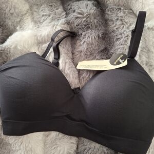 Truekind Chantelle Elegant Black Bra